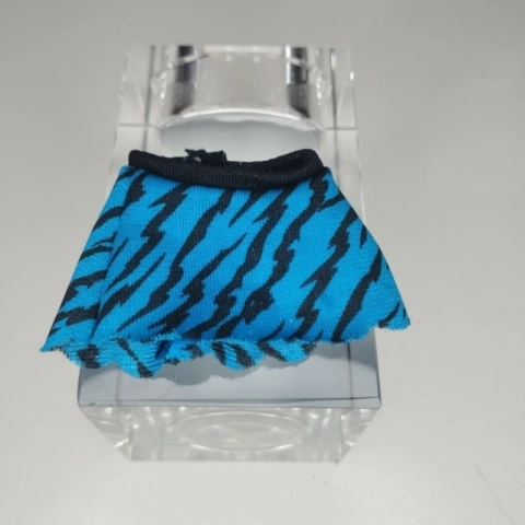 Saia Boneca Witch and Cat Create a Monster High