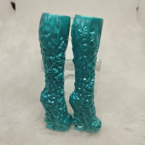 Par de Sapato Boneca Ashlynn Ella Epic Winter Ever After High