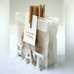 Broches de madera 2,5cm | 50 unidades en internet