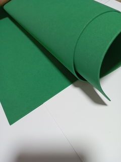 Goma eva lisa | 40x60cm | VERDE SELVA - comprar online