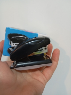ABROCHADORA DE MESA MINI 10hjs No 24/6 26/6 en internet