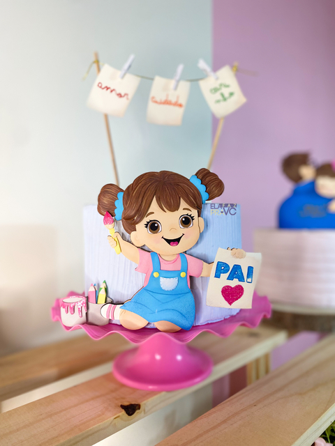 MENINA PINTANDO - DIA DOS PAIS