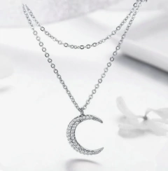 Collar doble luna y estrella en internet