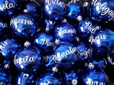 Bolas de Natal personalizadas com Nome Próprio