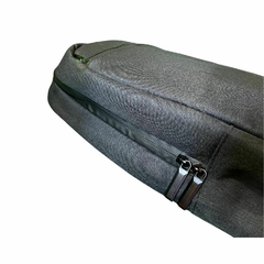 Mochila Porta Notebook Urbana Básica Amplia Acolchonada en internet