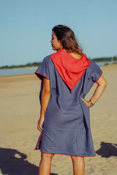 Poncho Microfibra Origami Liso Adultos - comprar online