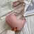 Bolsa Feminina Retrô em Couro PU | Estilo Axila, Compacta e Sofisticada – Cores Variadas: Camelo, Rosa, Verde, Marrom Claro, Branco e Preto - loja online