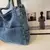Bolsa Crossbody Monocromática de Ombro Único | Denim com Grande Capacidade e Bolsos Funcionais – Azul Céu ou Preto na internet