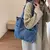 Bolsa Crossbody Monocromática de Ombro Único | Denim com Grande Capacidade e Bolsos Funcionais – Azul Céu ou Preto - We Happy Shop