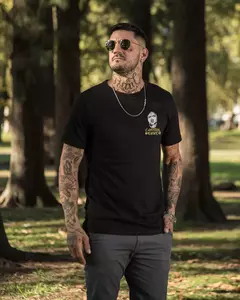 Remera Regular fit TUG LIFE CM - black en internet
