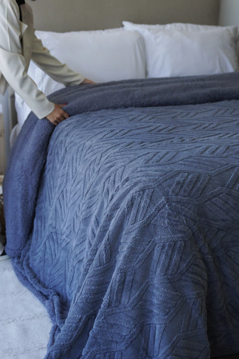 CUBRECAMA ITALIA 1 1/2 AZUL - comprar online