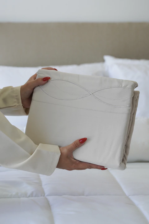 SABANAS HOTEL 600 HQ KING SIZE VISON SUAVE - comprar online