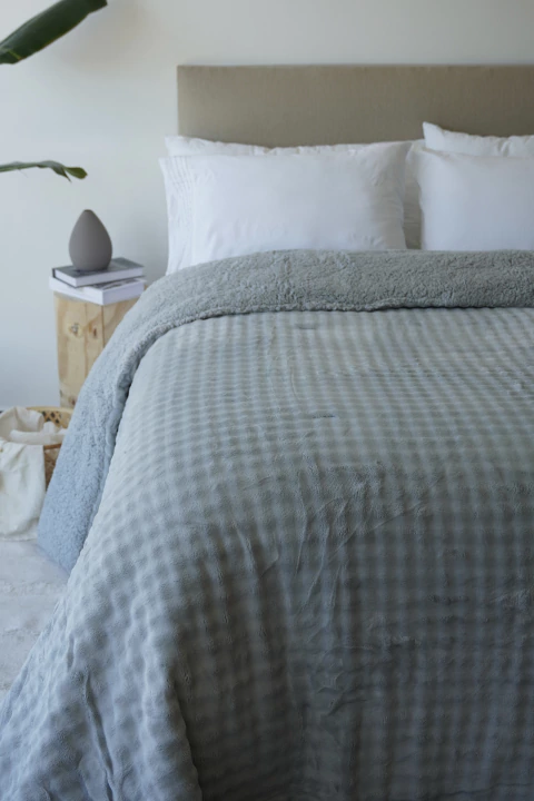 EDREDON 2 1/2 SUIZA GRIS - comprar online