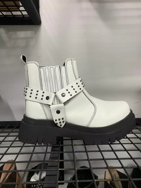 Borcego Blanco Con cinta desmontable