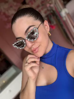 ÓCULOS COM PEDRARIAS - Milano Semijoias e acessórios