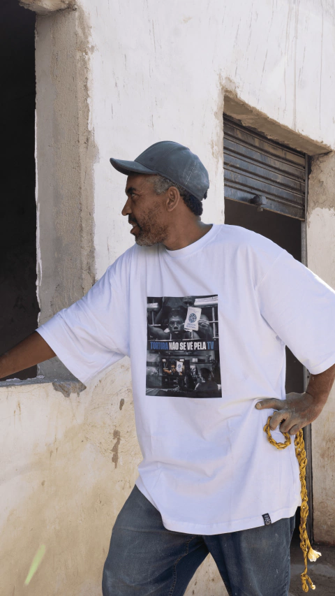 CAMISETA TORTURA NÃO SE VÊ NA TV