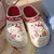 Crocs de EVA Hello Kitty de Sola Grossa antiderrapante, Tamanho já Convertido ao Padrão BR - Bailarina de Papel