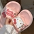 Sandálias Chinelo Nuvem Macio Sanrio Kawaii, Hello Kitty, Cinnamoroll, Kuromi. Numeração já convertida ao padrão BR - loja online