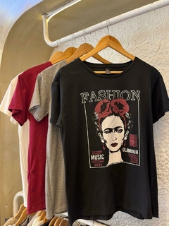 Remera Frida (varios colores) - I LOVE JUANA