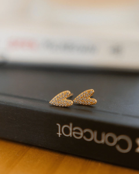 Brinco Coração Cravejado Zircônias Cristal Ouro 18K - comprar online