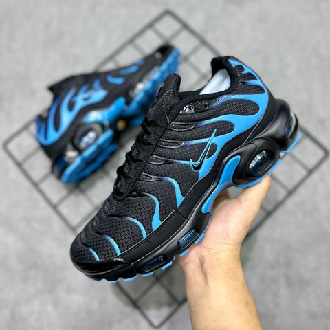 Air Max Plus Tn1 black on blue