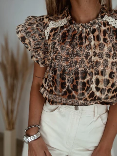 Blusa importada Animal Print en internet