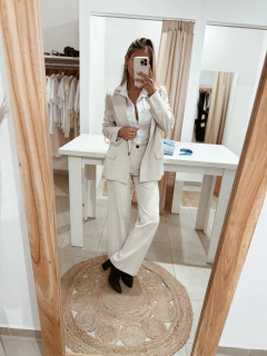 Pantalón sastrero beige con rayas - Juanita Shop