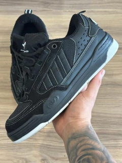 Adi 2000 Preto e Branco - D7 STREET FASHION