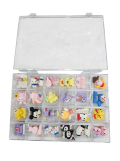 CAJA CHARMS PERSONAJES SUPER PREMIUM (vienen 44 unid de CHARMS mas la caja) en internet