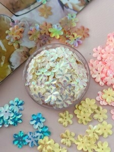 LENTEJUELA FLOR REDONDA POR 25 GRAMOS - tienda online