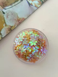 Imagen de LENTEJUELA FLOR REDONDA POR 25 GRAMOS