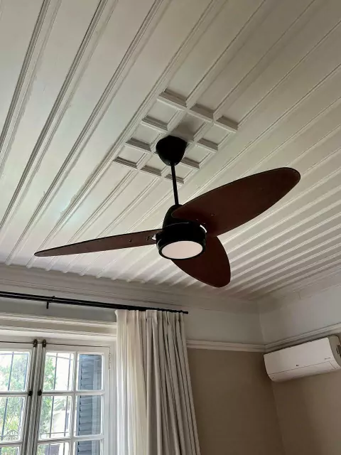 Línea Kona con plafón led