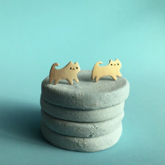Aritos gato de bronce