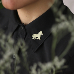 Pin caballo bronce
