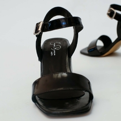SANDALIA FLORENCIA NEGRO - comprar online
