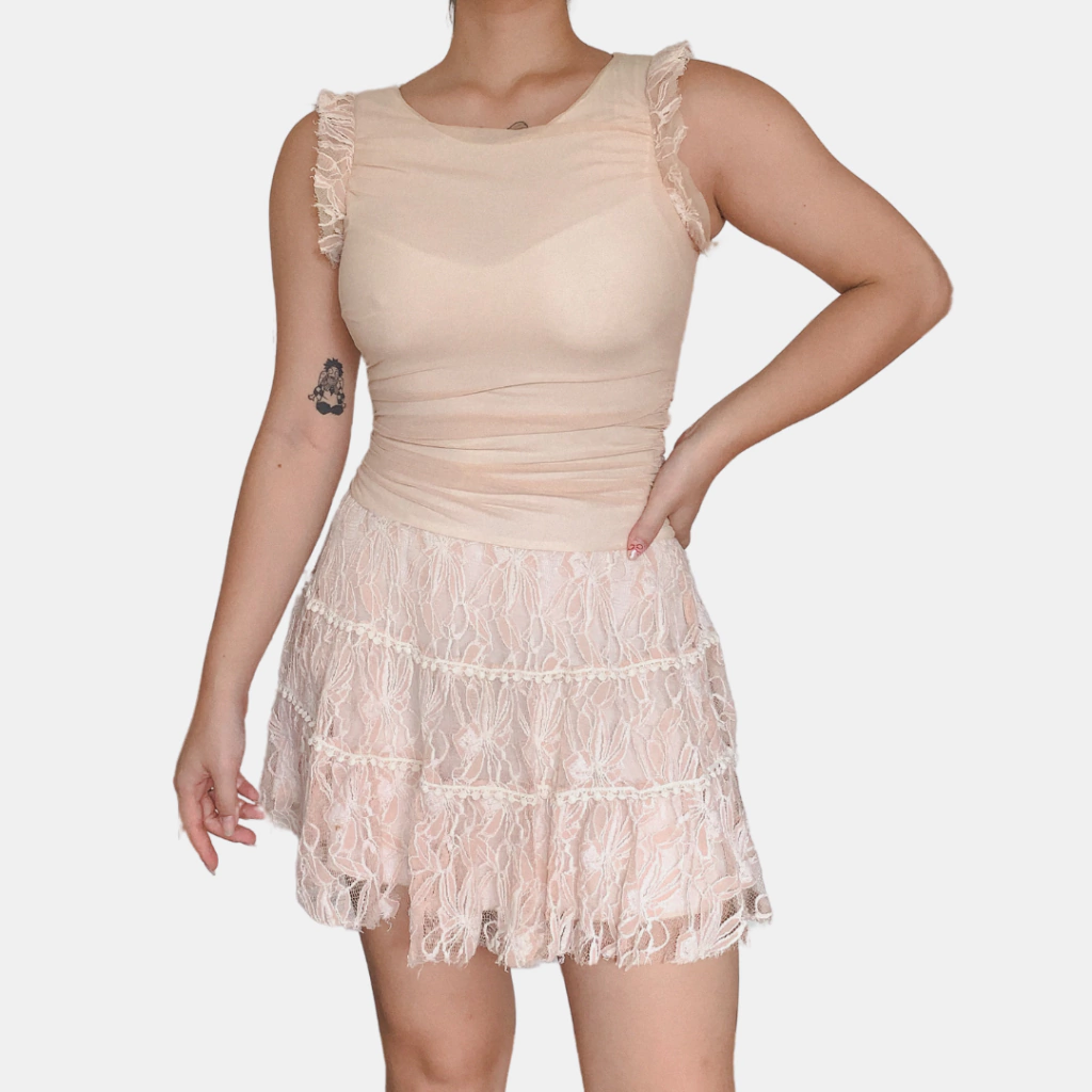 vestido rosinha renda