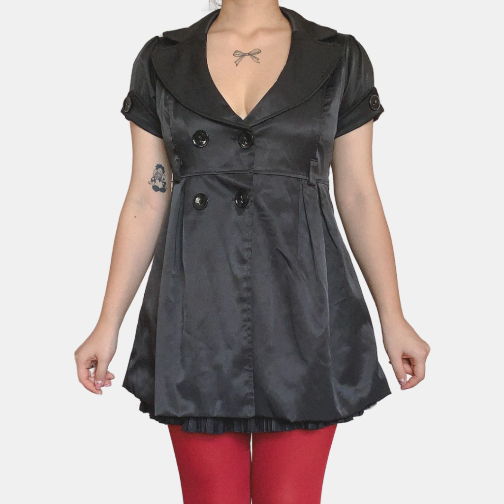 vestido preto preppy