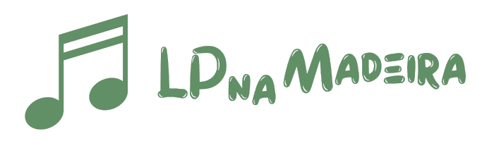 LPnaMadeira - Estante Para Discos de Vinil LPs