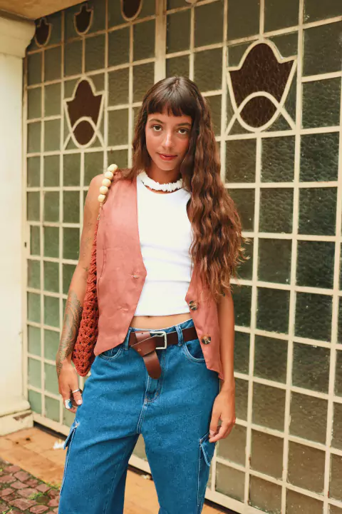 COLETE CARAÍVA LINHO AMÊNDOAS