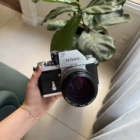 Kit Nikon F com Nikon 85 mm 1.8 MF