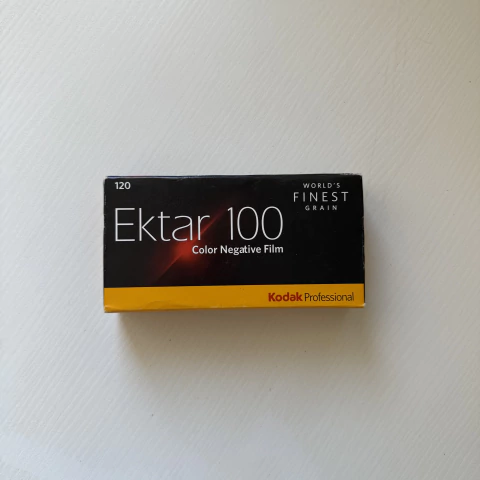 Filme Kodak Ektar 100 - 120 - Iso 100 - Venc 2026/03