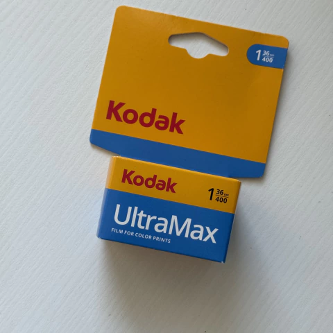 Filme Kodak UltraMax 35 mm - 36 poses - Iso 400 - Venc 12/2026