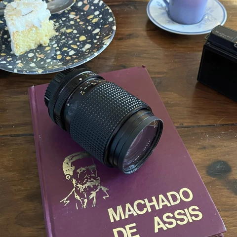 Lente Nikon 35-105 mm 1:3.5-4.5 MF AIS - MF