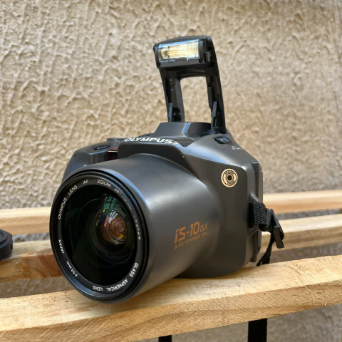 Olympus IS10 DLX