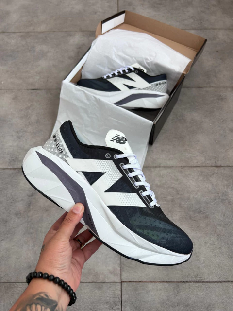 NEW BALANCE ELITE FUELCELL - comprar online