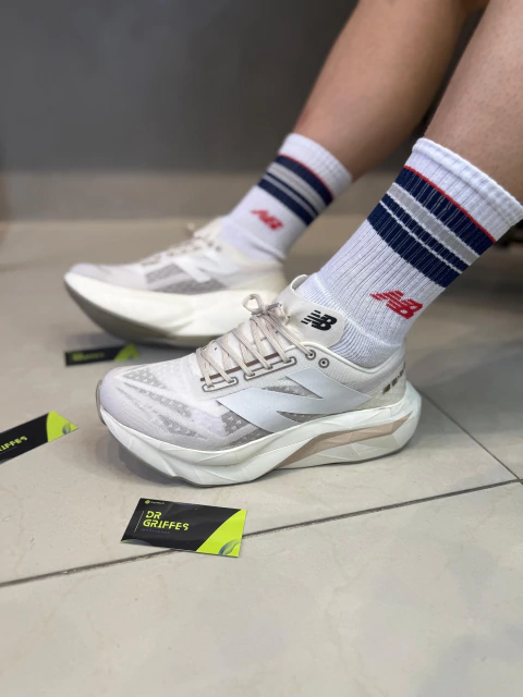 NEW BALANCE ELITE FUELCELL - comprar online