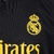 camisa-preta-real-madrid-adidas-com-detalhe-e-simbolos-em-dourado-com-botao-camisa-23-24-uniforme-três-third