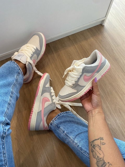 Tênis Dunk Cinza/Rosa - comprar online