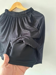 SHORT CON CALZA UNDER ARMOUR - comprar online