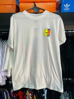 REMERAS NIKE BLANCA ALGODON NUEVAS PREMIUM URBANAS